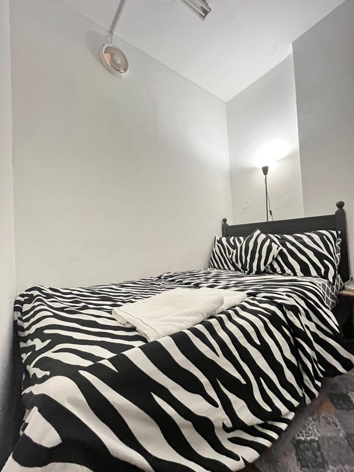 Tanih's Homestay *